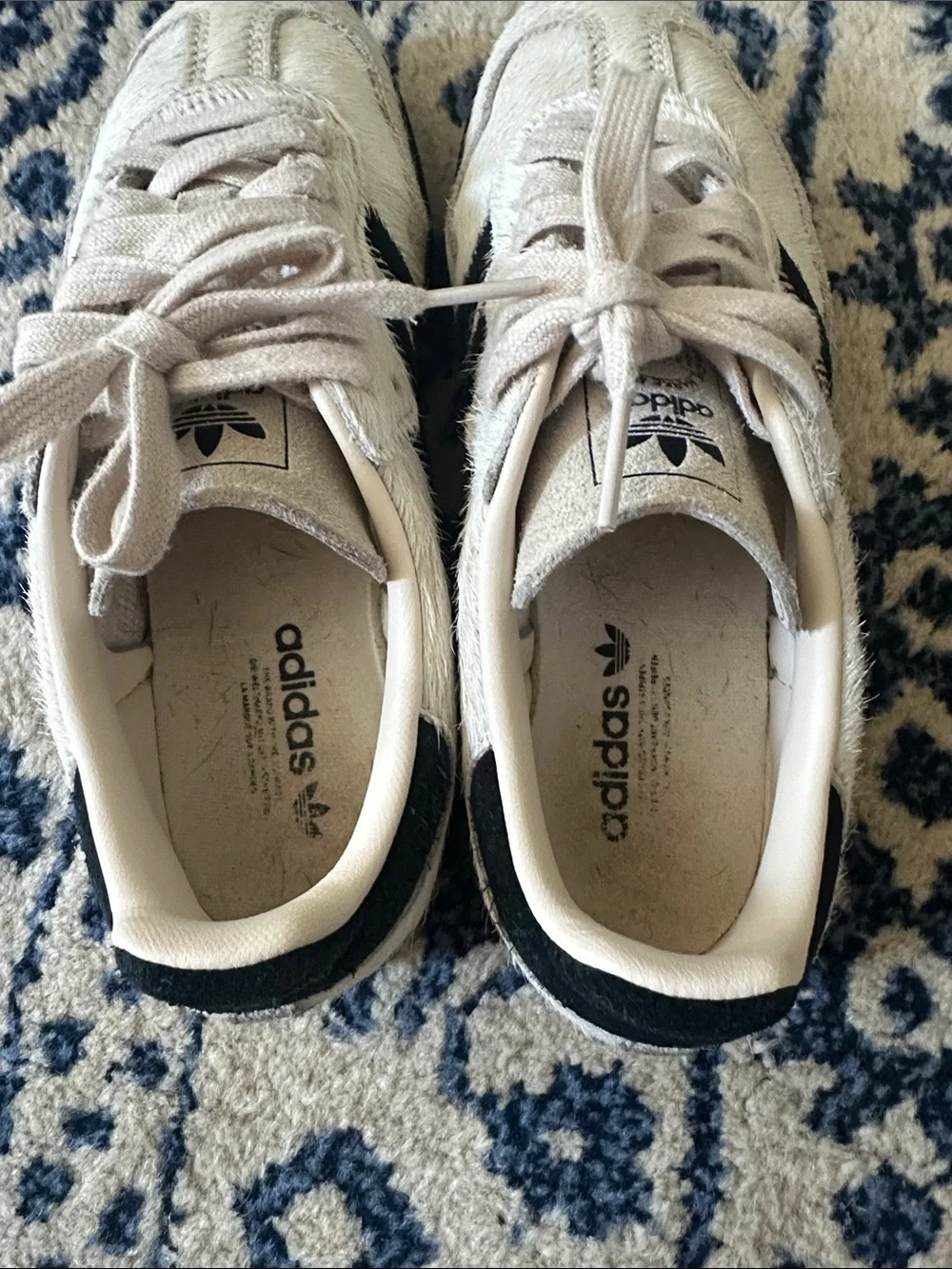 adidas White and Black samba-Style Leather Sneakers - Picture 5 of 8